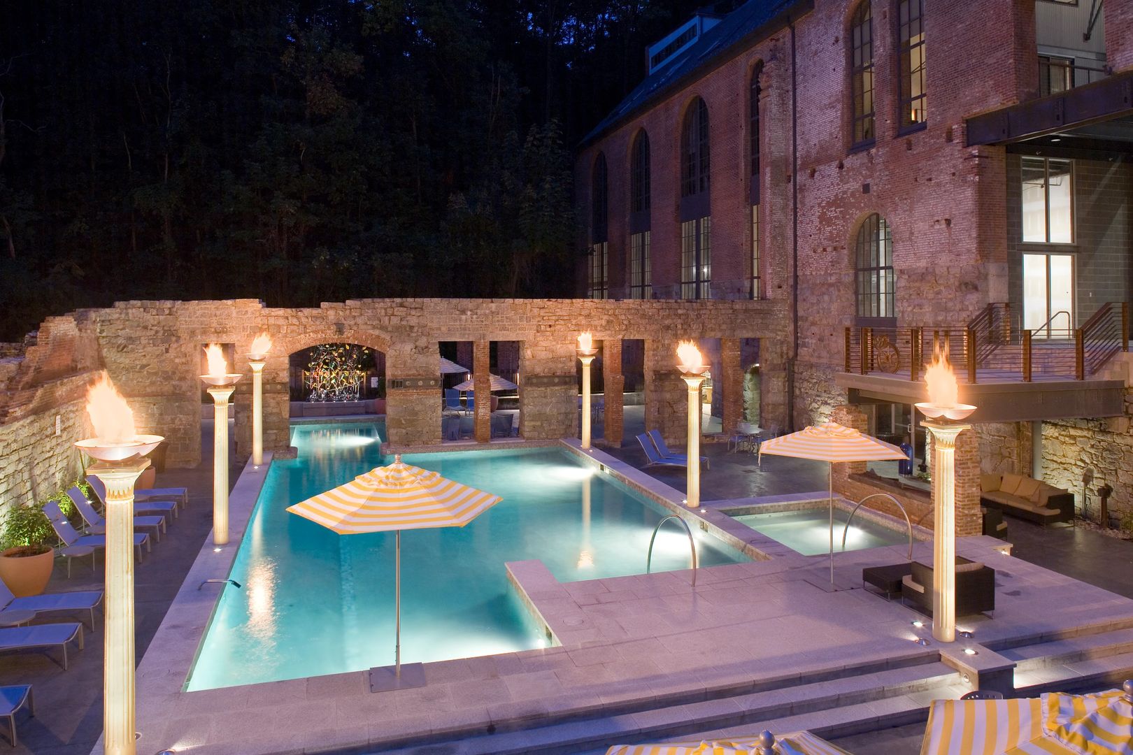 Baltimore Apartment: 2031 Clipper Park Rd