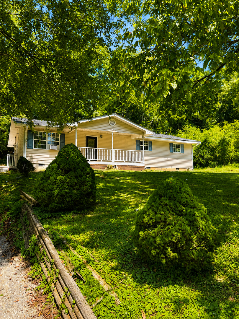 Harrison House: 6227 Ramsey Rd.
