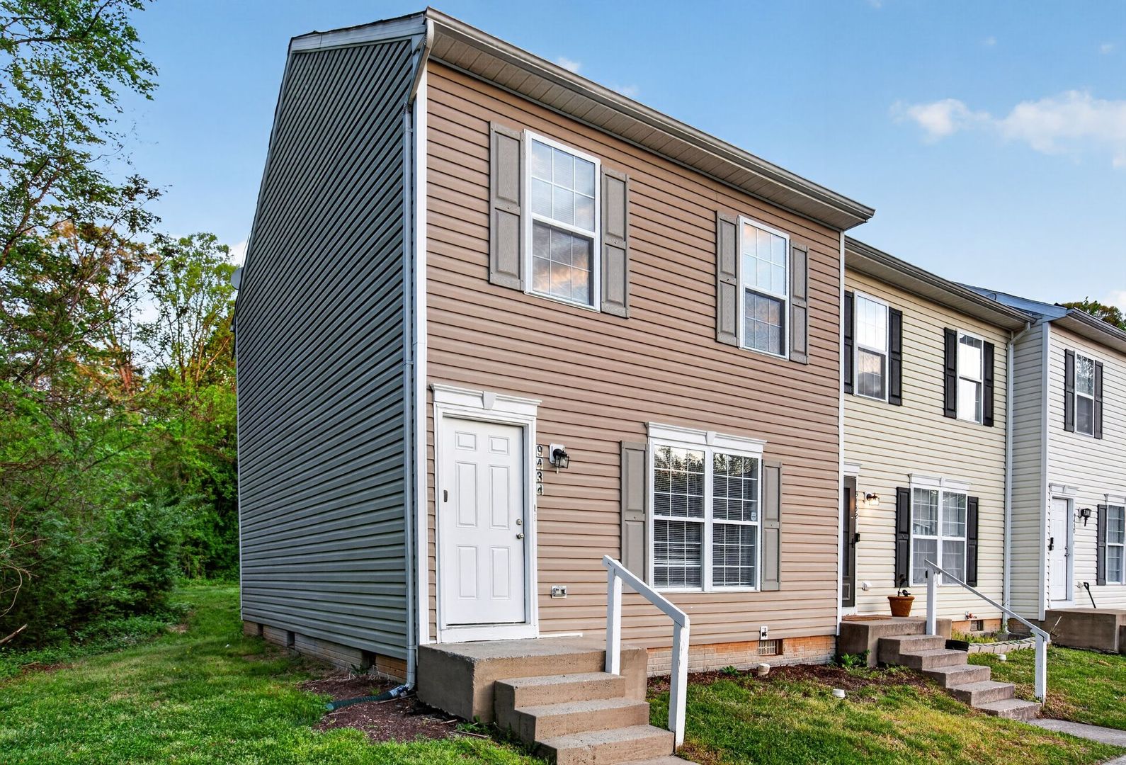 King George House: 9434 Inaugural Drive