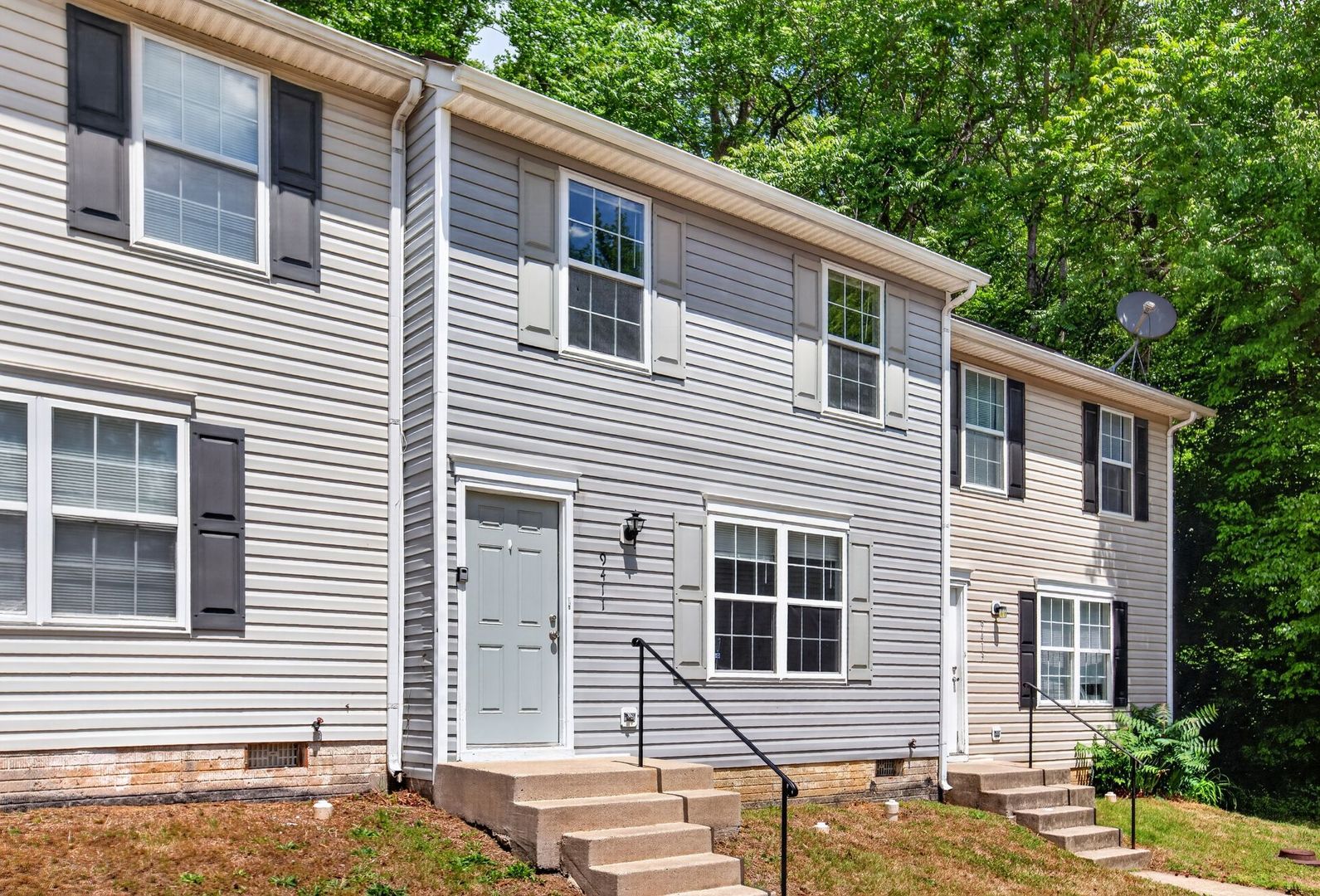 King George House: 9411 Inaugural Drive