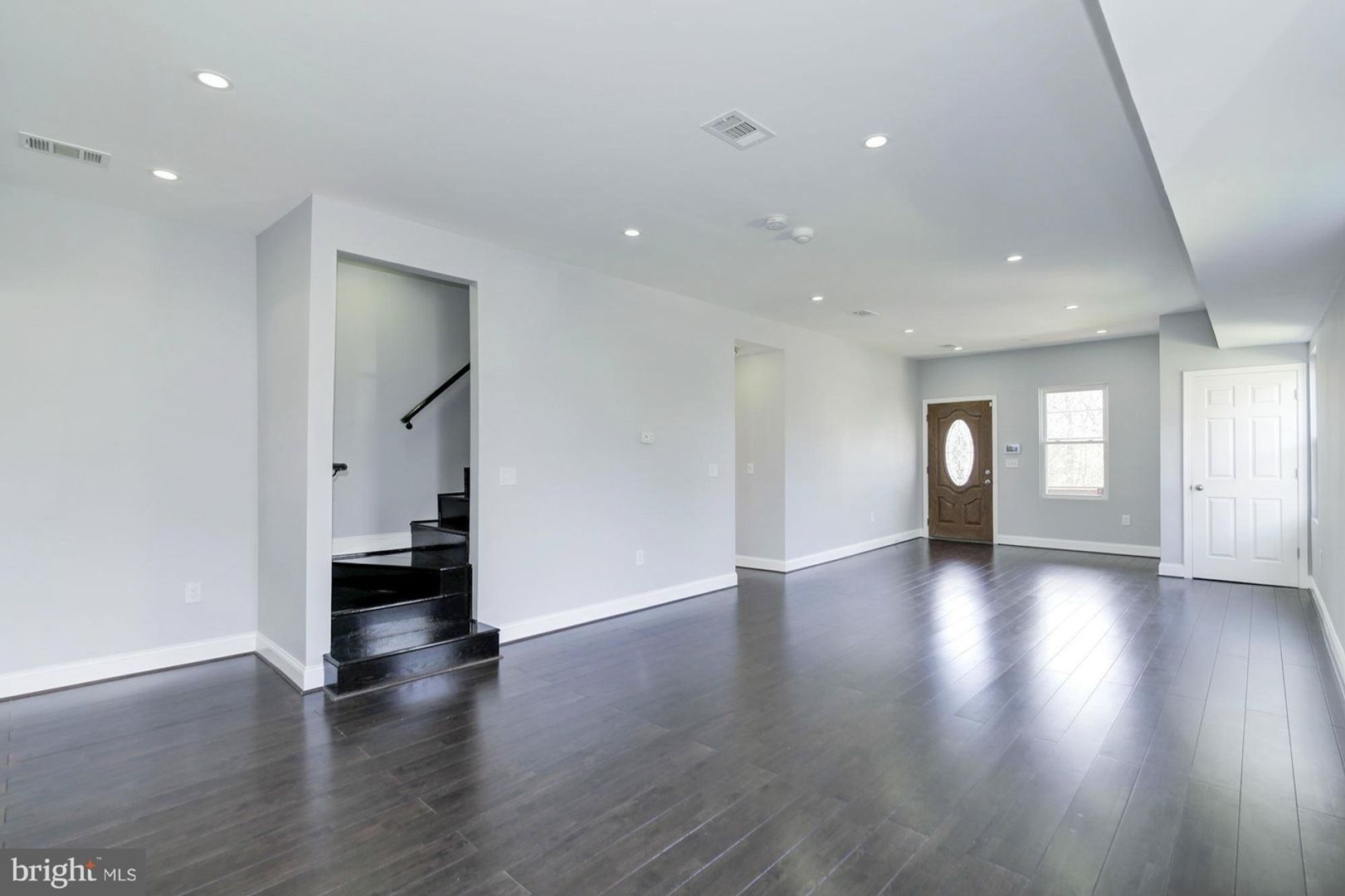 Mount Rainer House: 3200 Bunker Hill Road