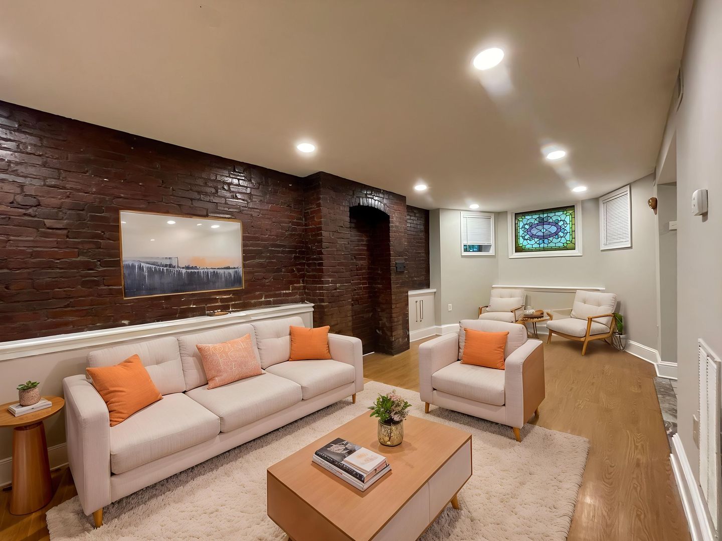 Washington Apartment: 1755 Church St NW