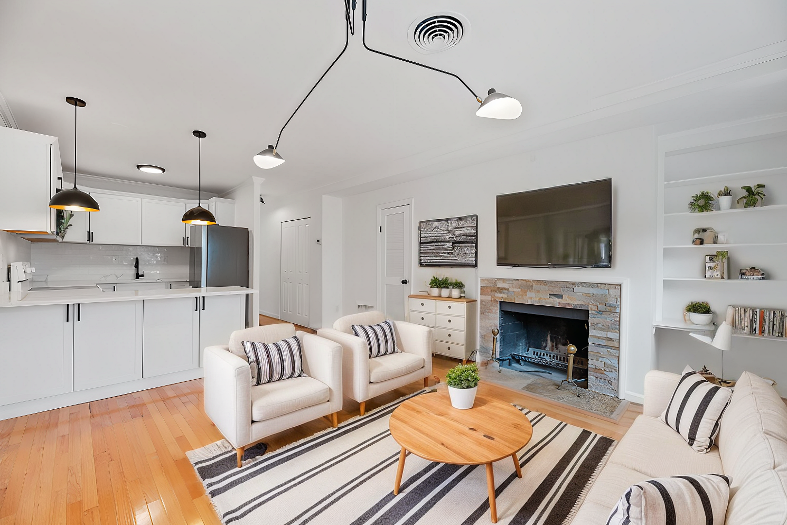 Washington Apartment: 2510 East Place NW