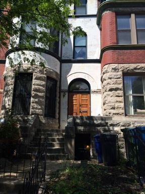 Airy 1 bedroom, 1 bath English basement Dupont Circle – photo 1