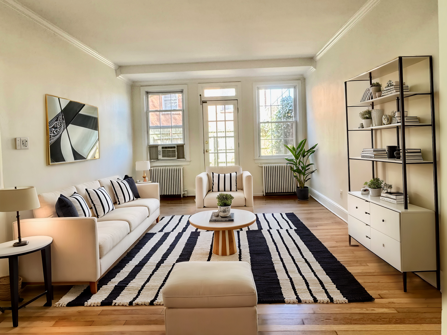 Washington Apartment: 4024 Calvert Street NW