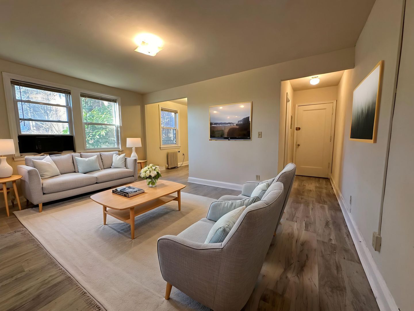 Washington Apartment: 4585 MacArthur Blvd NW