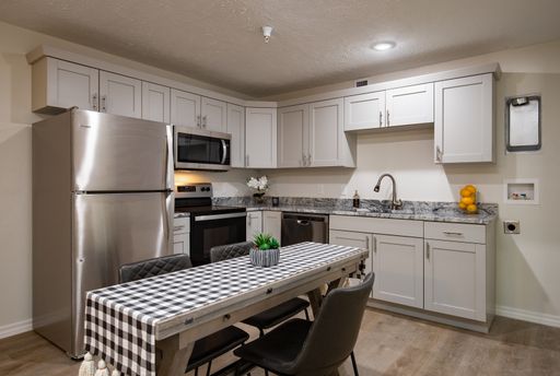 1 bedroom 1 bath Apartment Branson MO- Great Move In Special – photo 1
