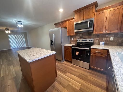 Luxury Lake Living Starts Here – Brand-New 2 Bed, 2 Bath House in Kimberling City- Year Round Vacation Home