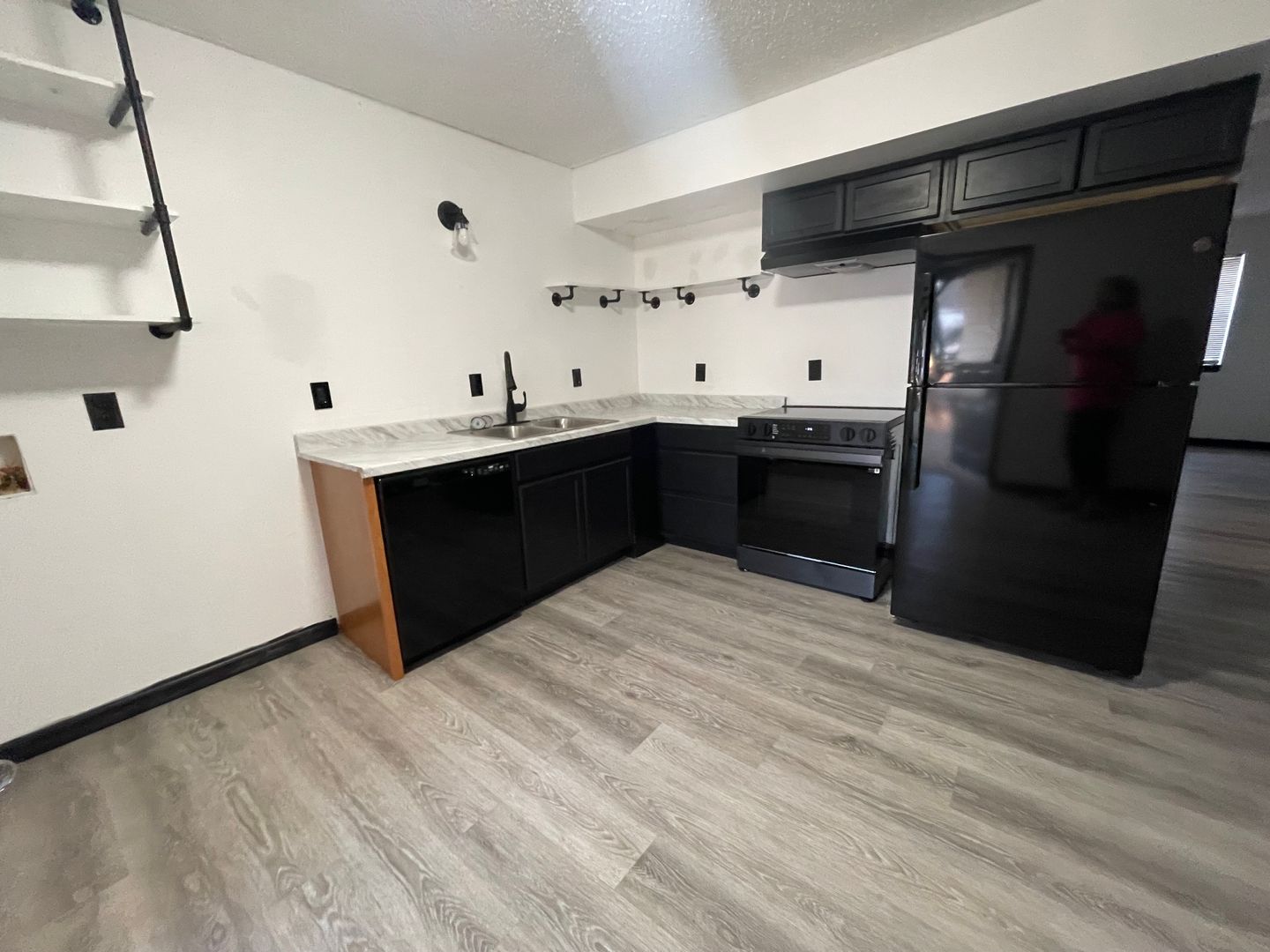 Branson Apartment: 1105 Bird Road Apt #1