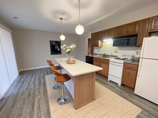 Nice 1 Bedroom 1 Bath Unfurnished Condo Recently Renovated - ASK About Our Move IN Special – photo 1