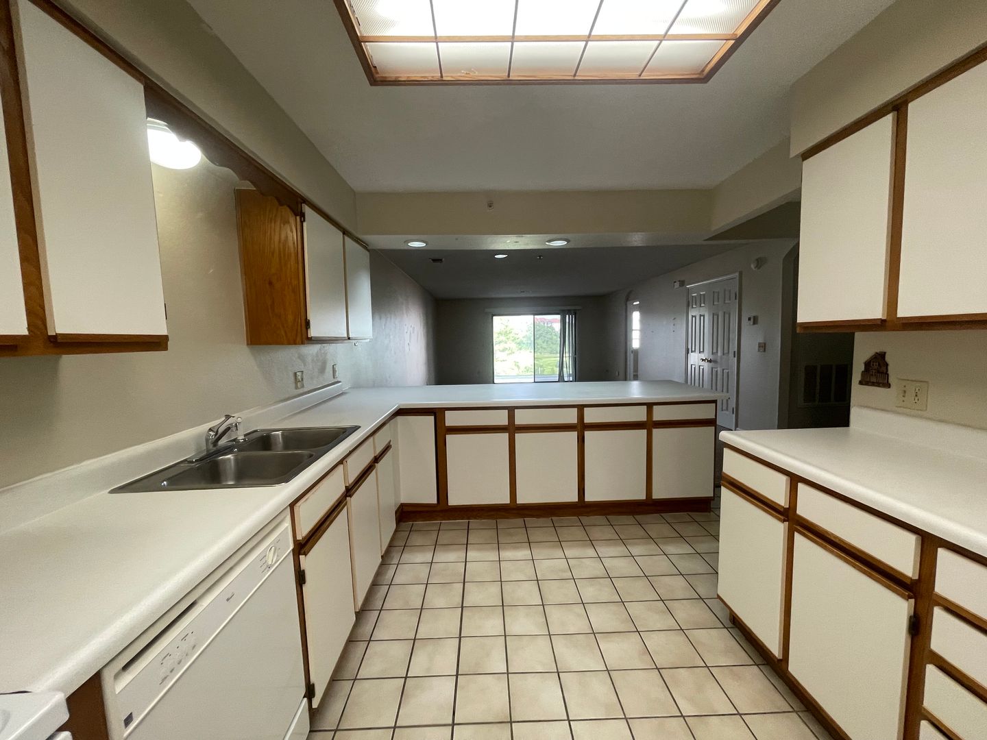 Branson Condo: 350 S. Wildwood Dr. (D-3)