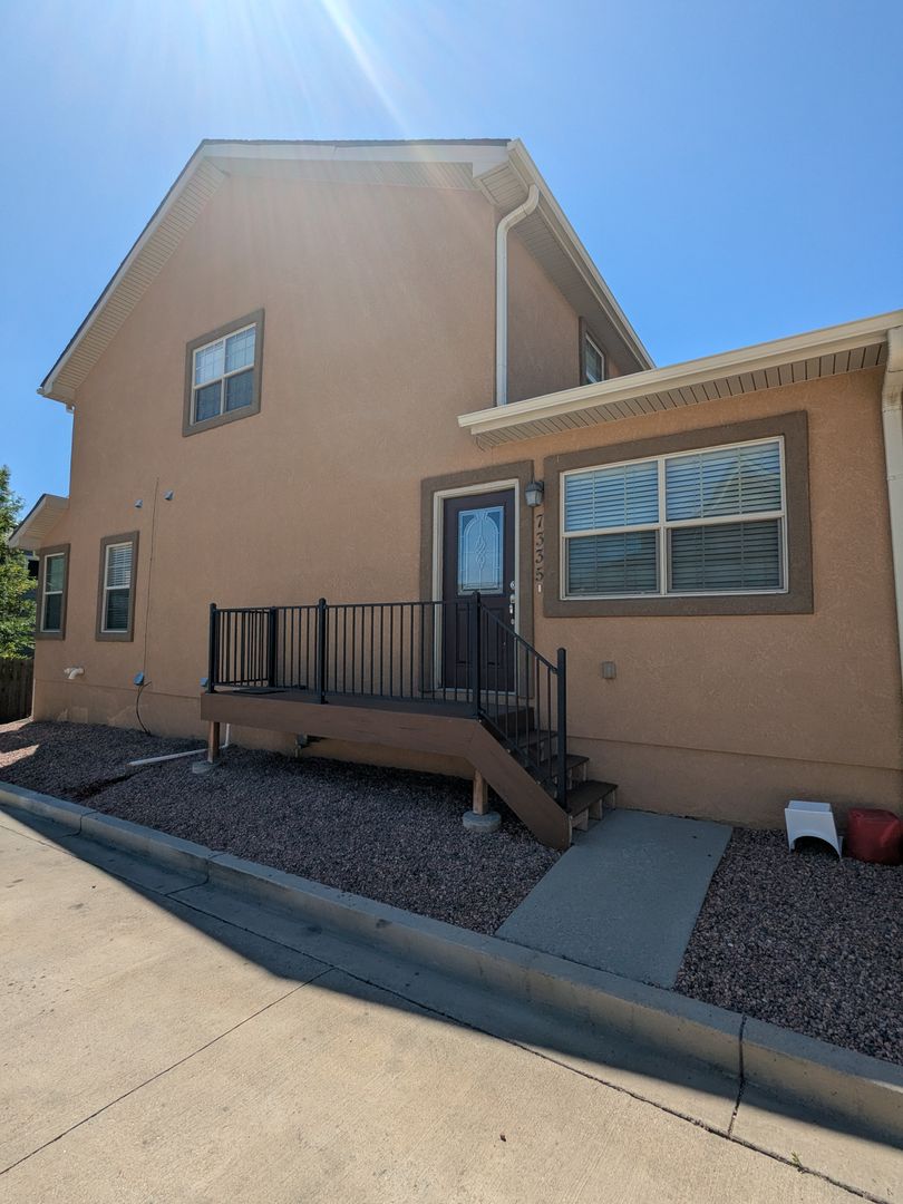Fountain Townhome: 7335 Legacy Pt.