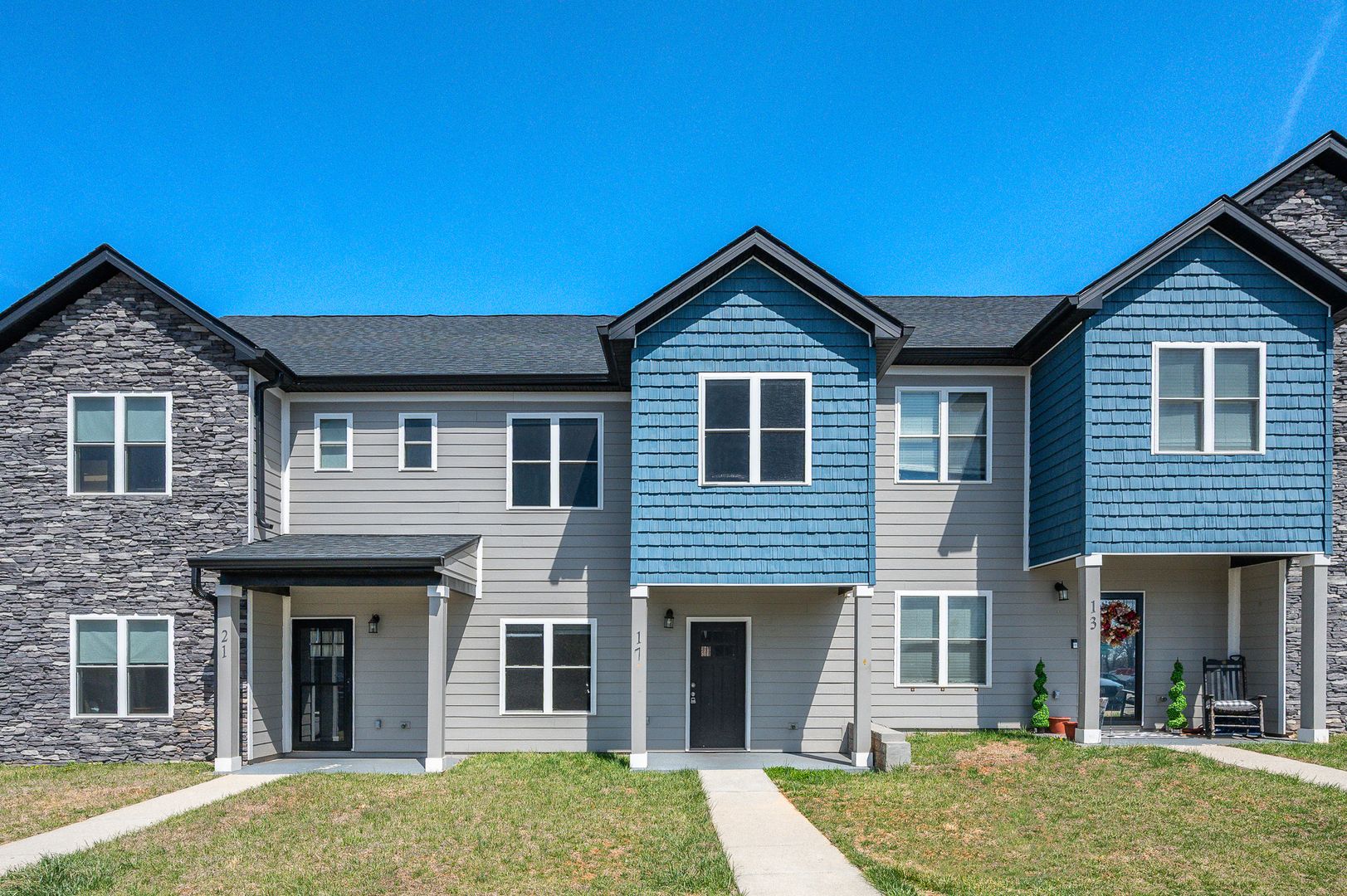 Lynchburg Townhome: 17 Emanuel Court