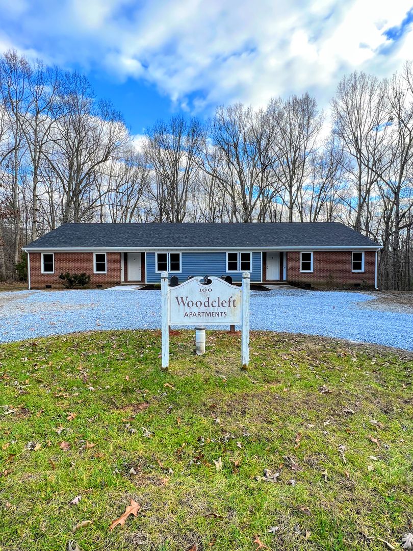 Evington Apartment: 100 Woodcleft Circle