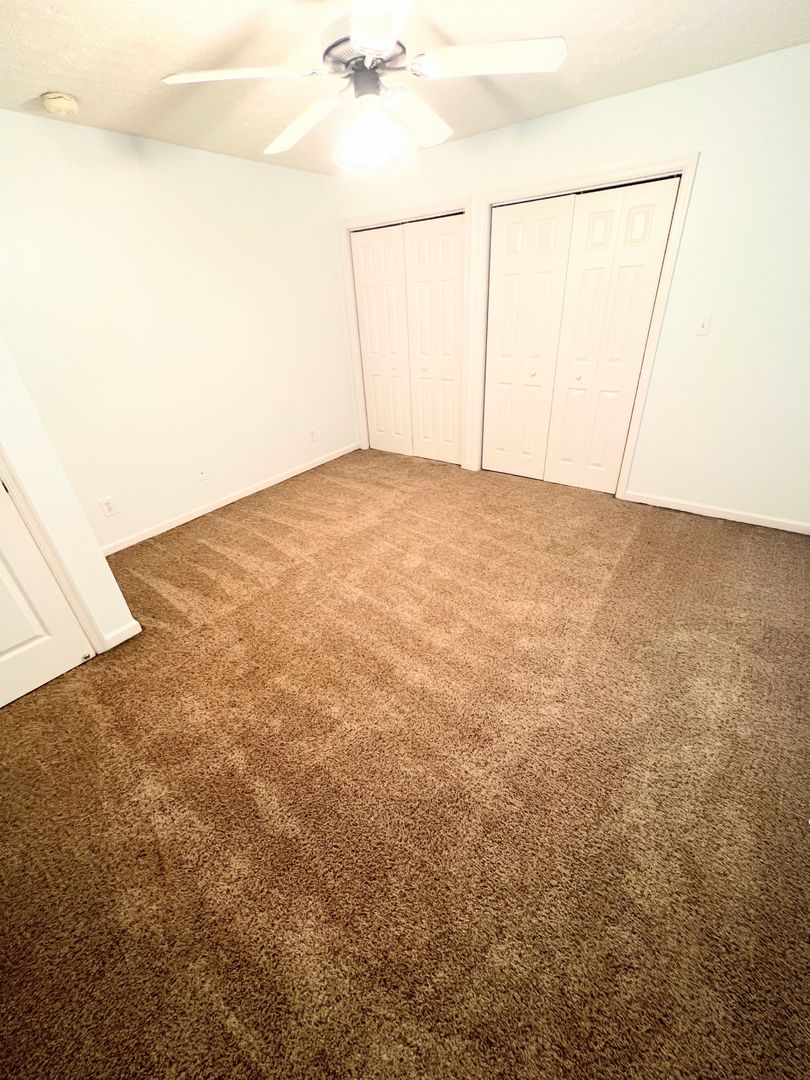 108 Fieldstone Court 9 of 12