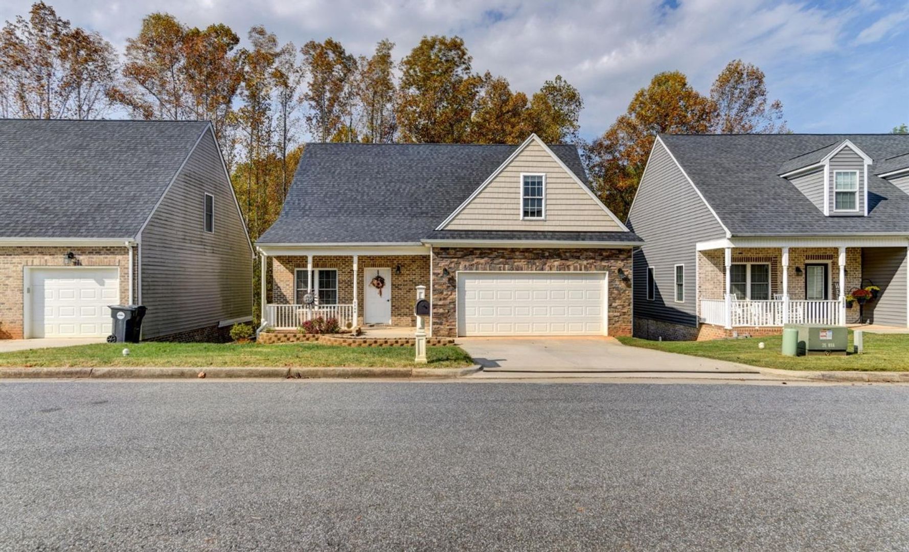 Bedford House: 1196 Crest Ridge Drive
