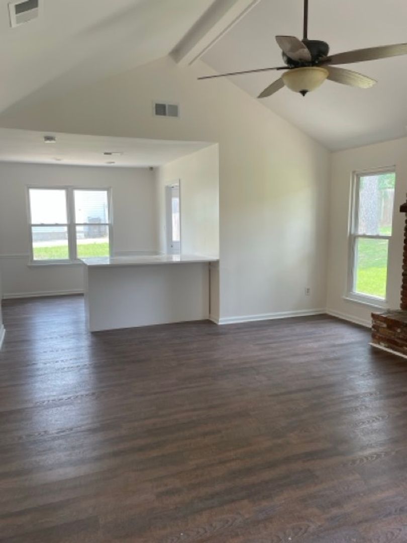282 4207 Fairfield Cir 24 of 26