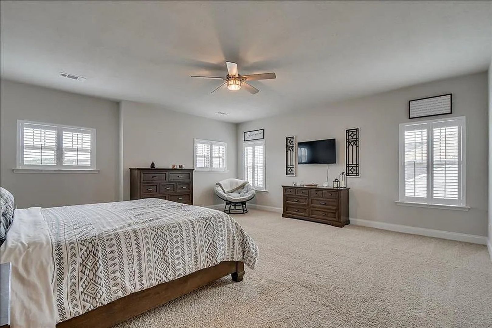 285 149 Beallwood Dr 12 of 12