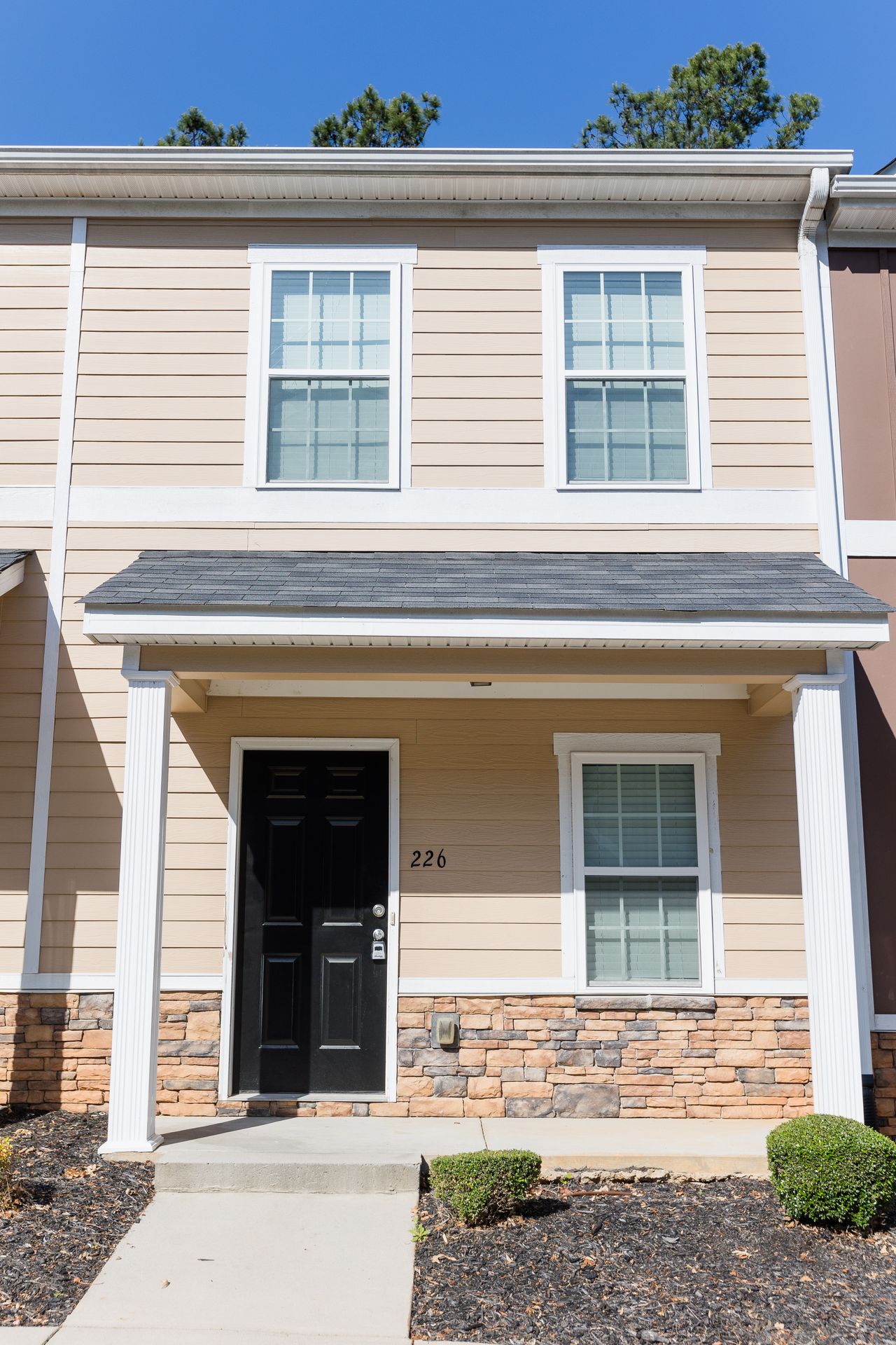 Augusta Townhome: 121 Point Place