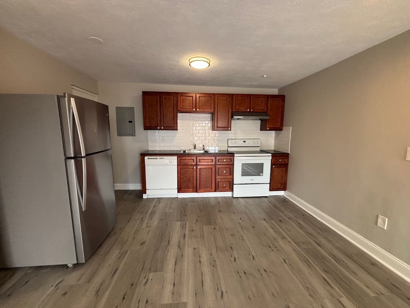 Chelsea Apartment: 86 Harvard St