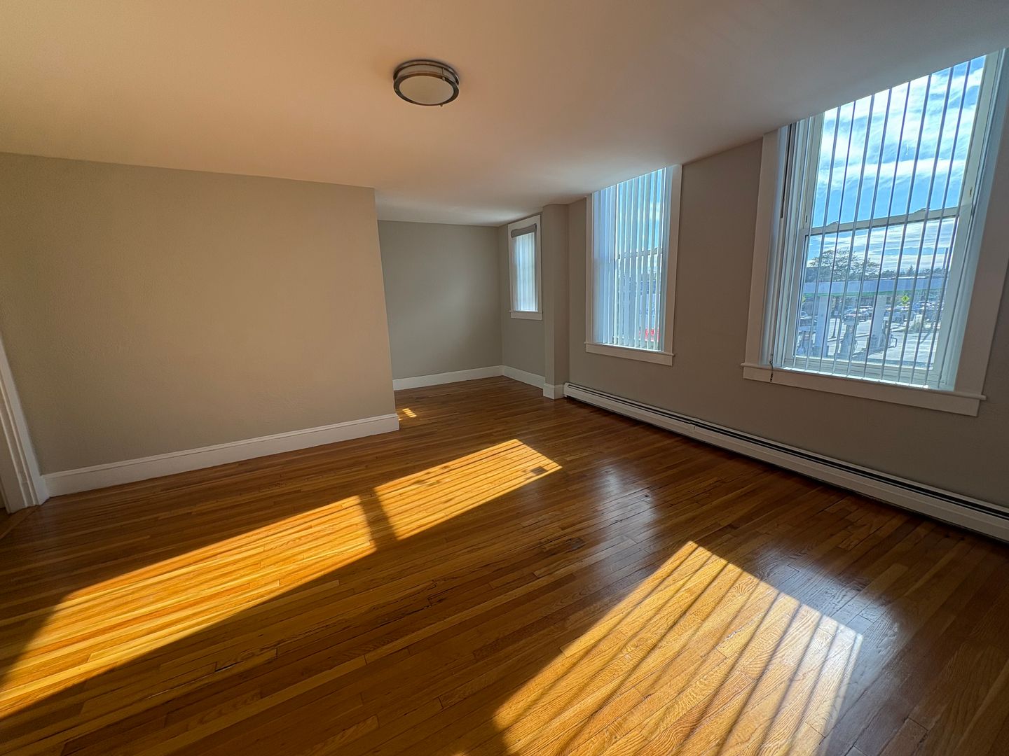 Derry Apartment: 1 Franklin St