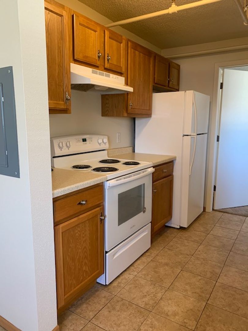 La Crosse Apartment: 3715  3717 Mormon Coulee Road