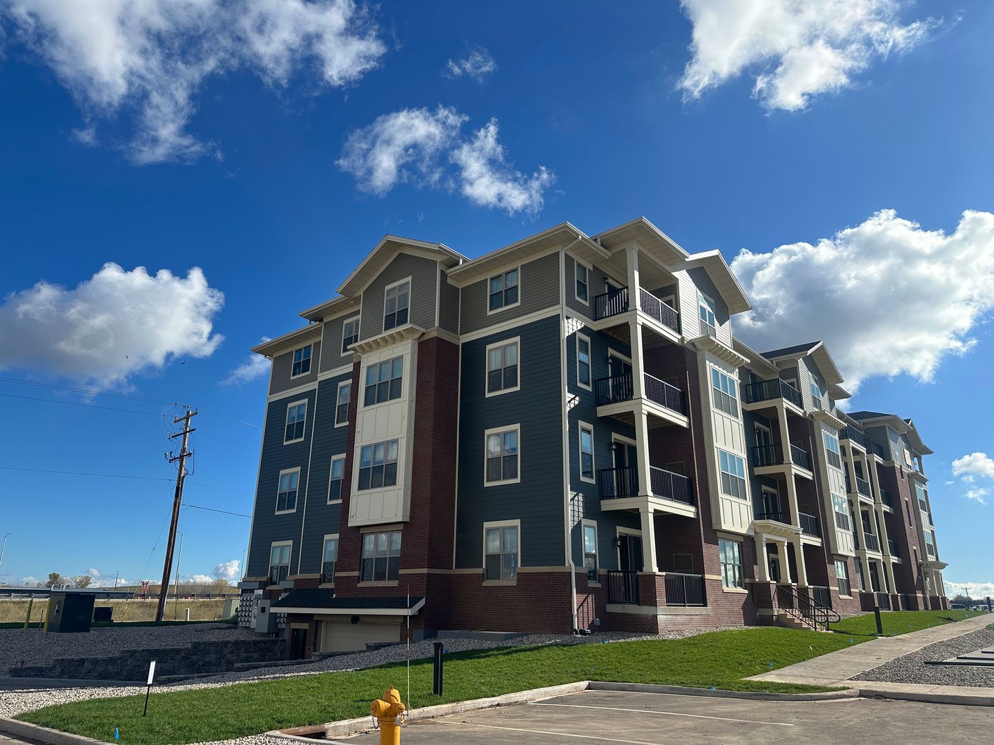 Oshkosh Apartment: 3495 Lake Butte Des Morts Dr
