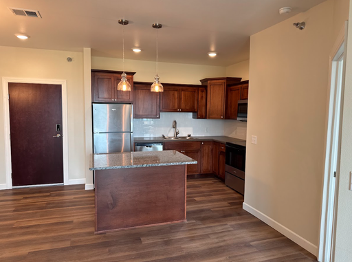 RED EARTH ON THE LAKE: Elevated Living with Stunning Views – photo 1