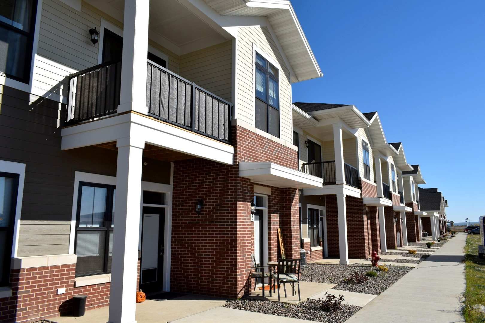 Baraboo Apartment: 922 Spencer Court