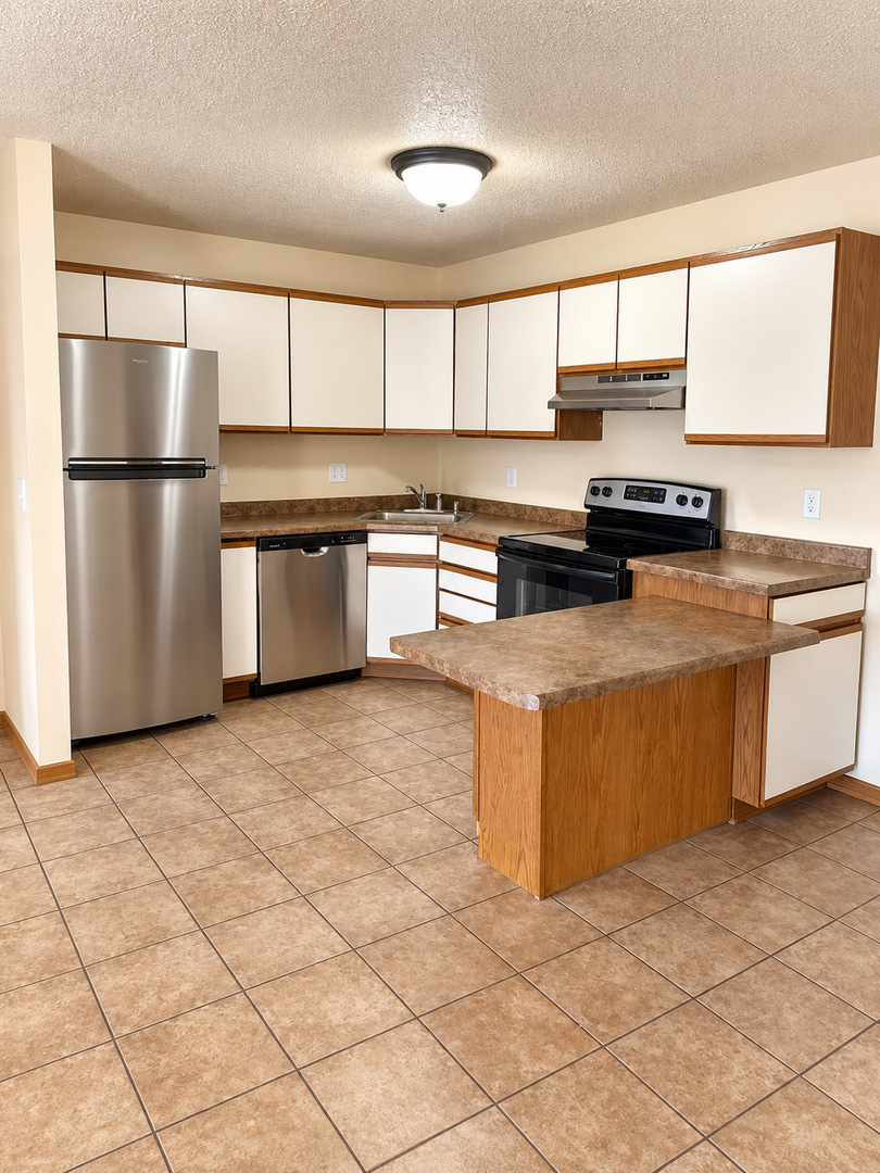 Rivers Edge of La Crosse LLC 2 of 8