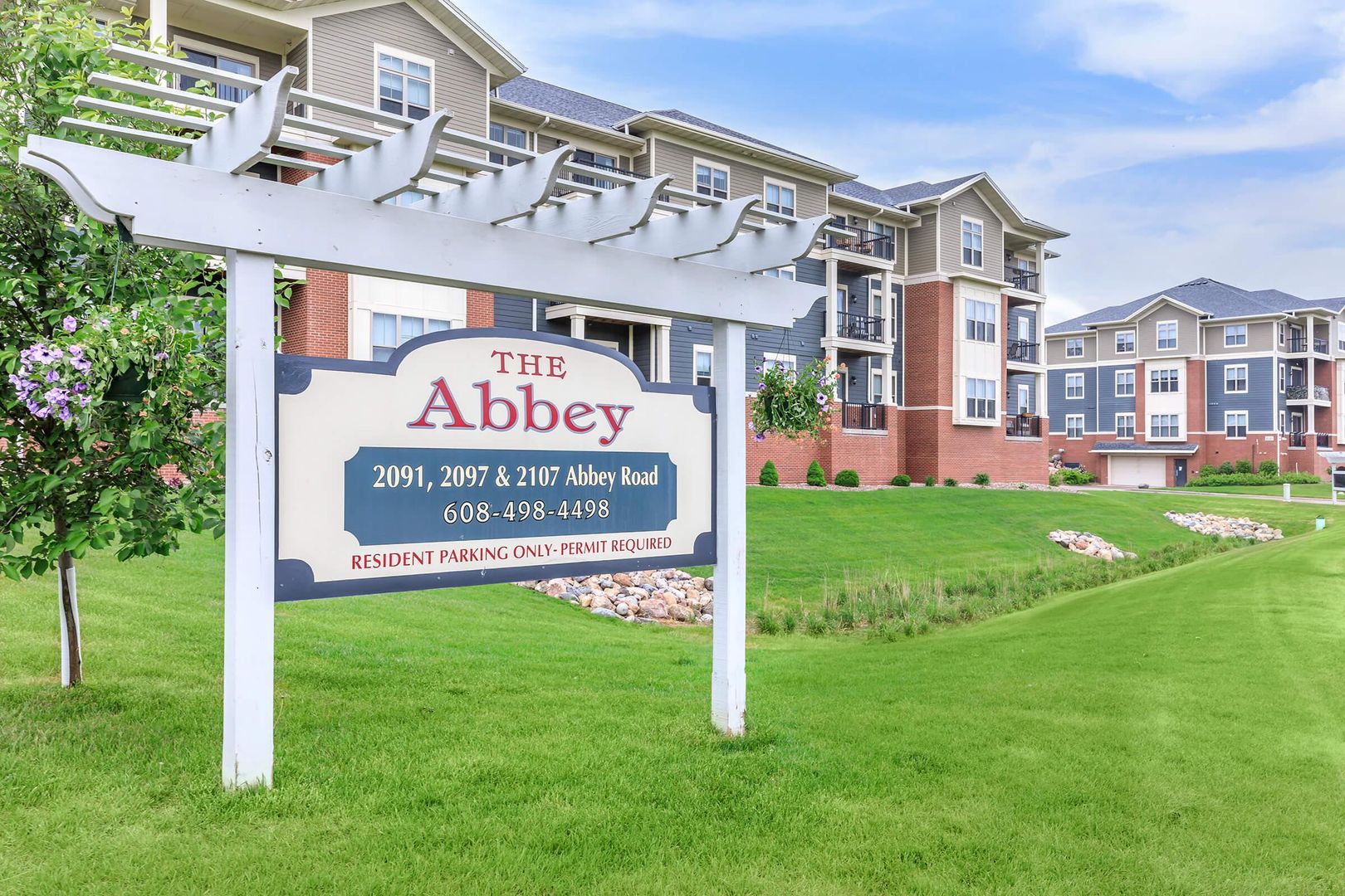 Onalaska Apartment: 2101 Abbey Road