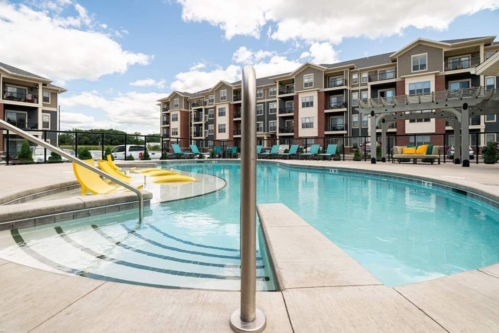 Onalaska Apartment: 2101 Abbey Road