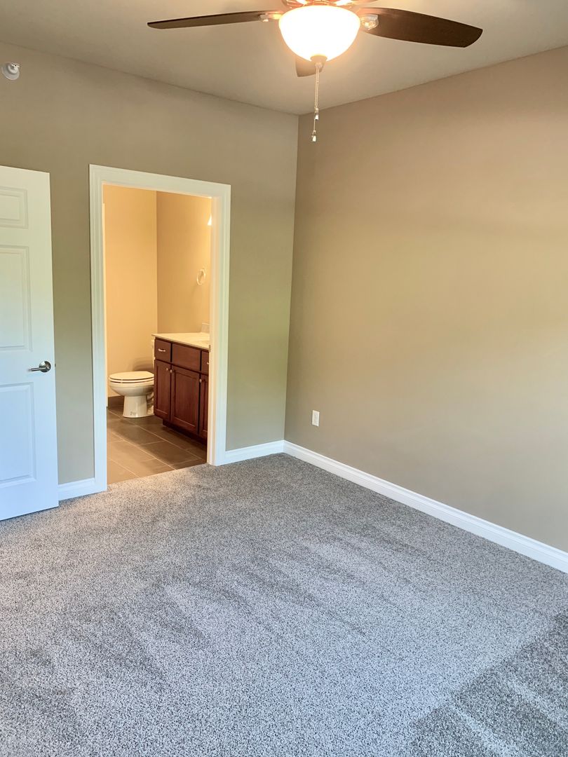 2101 Abbey Road, Onalaska, WI 54650