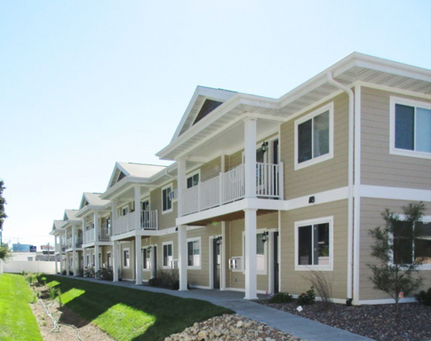 Private Entry 2 Bedroom End Unit with your own personal balcony! – photo 1