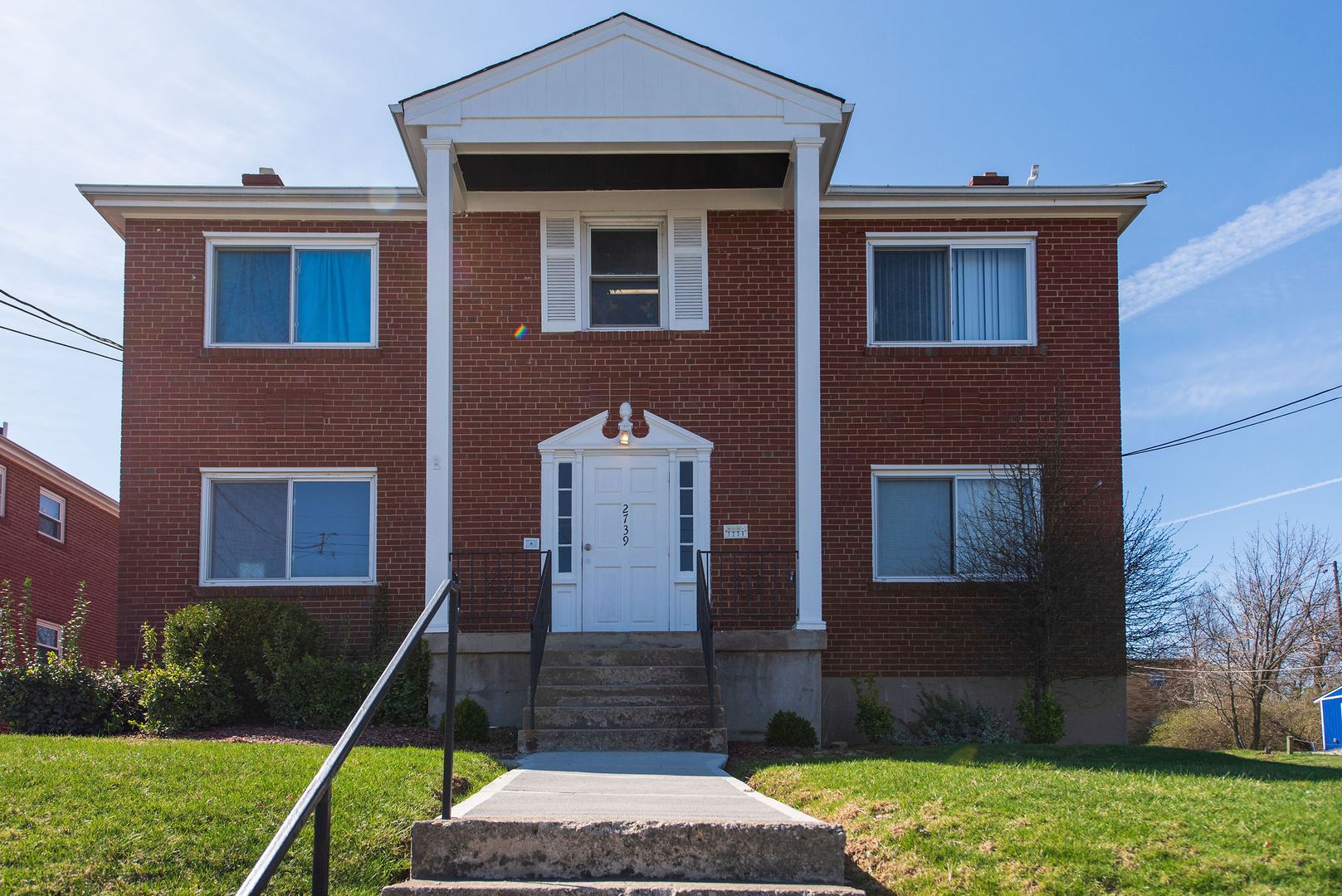 Cincinnati Apartment: 2739 W. North Bend Rd.