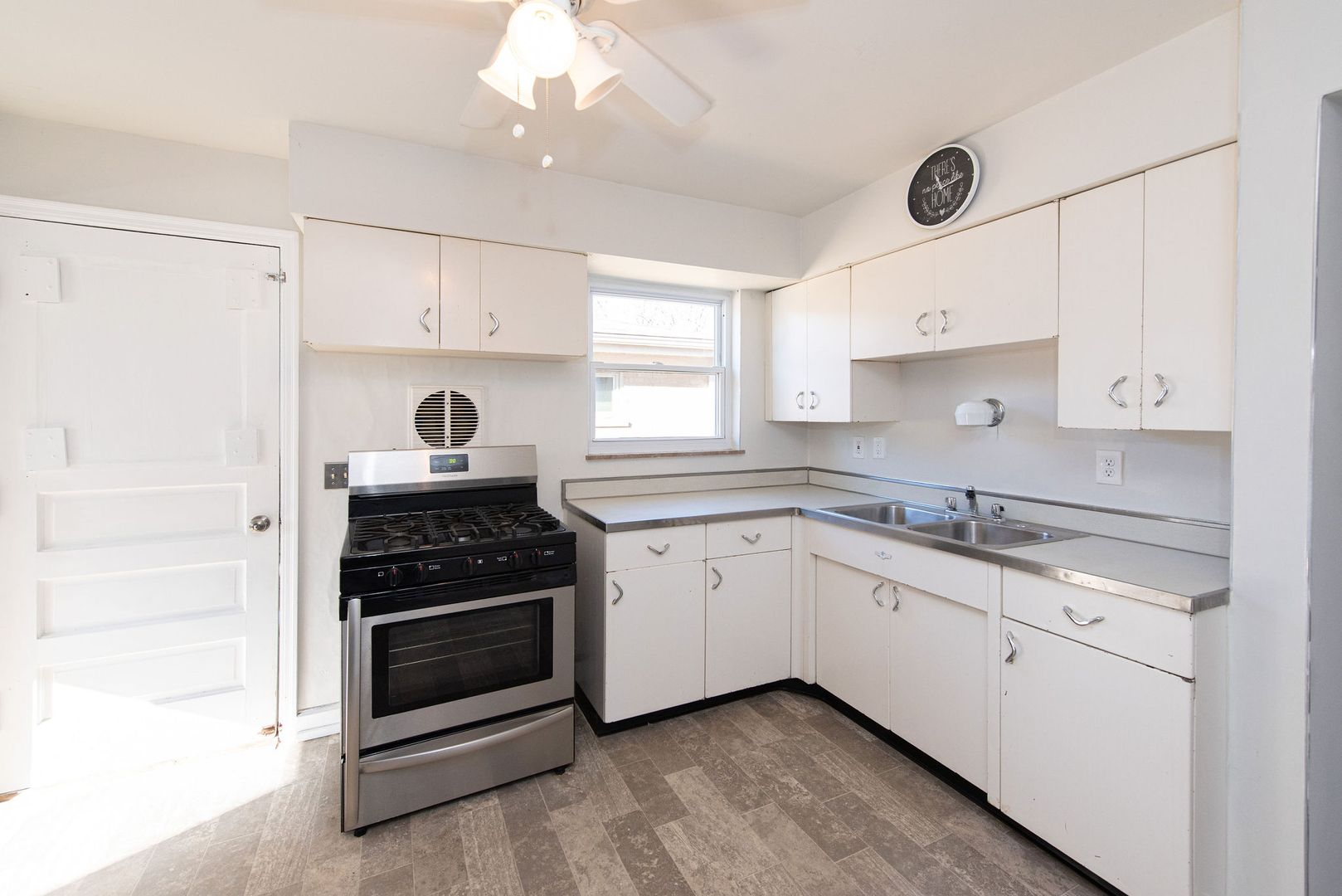 CTWR- NEISEL AVE 3071 16 of 46
