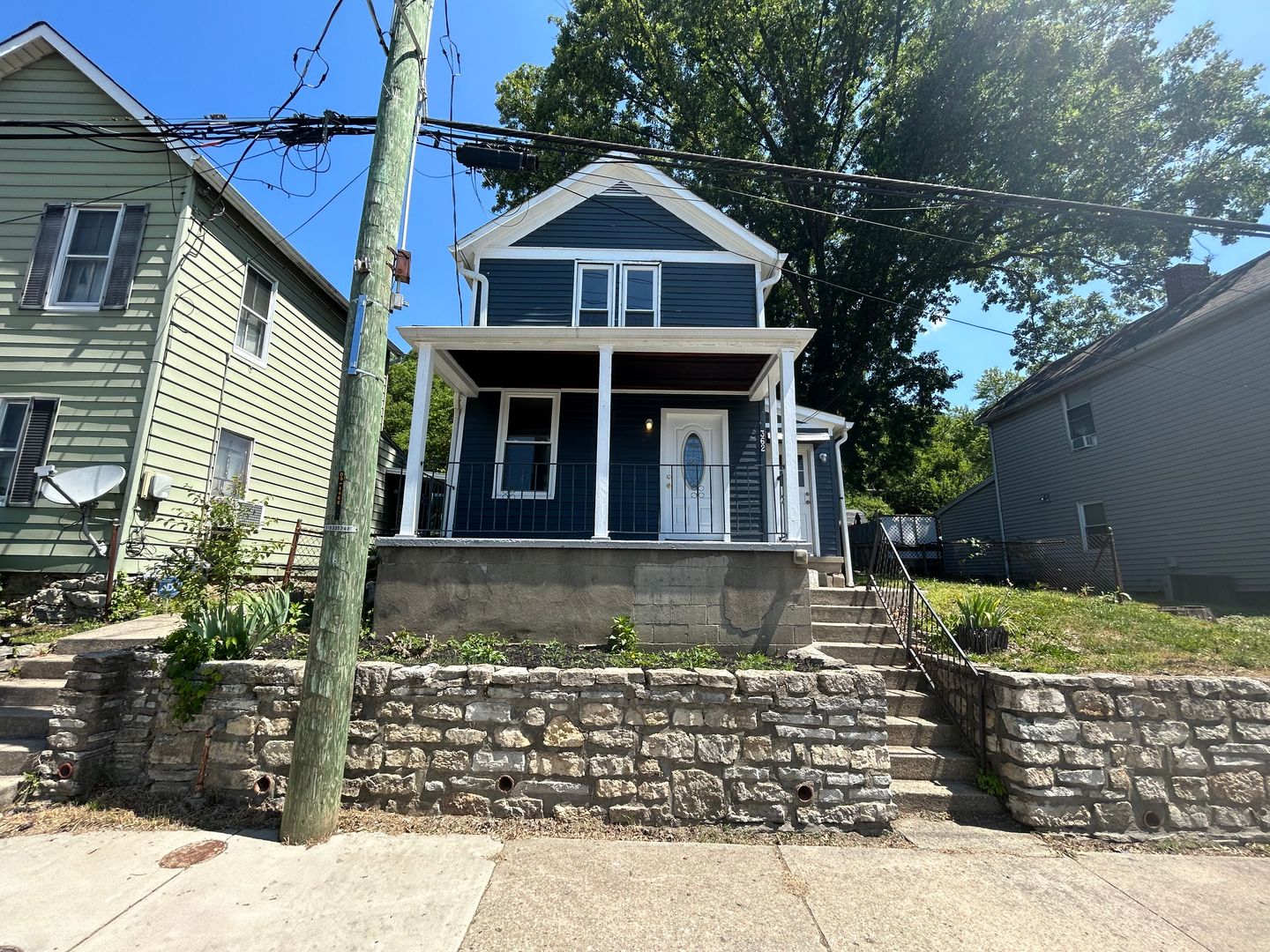 Addyston House: 362 Three Rivers Pkwy (aka River Rd)