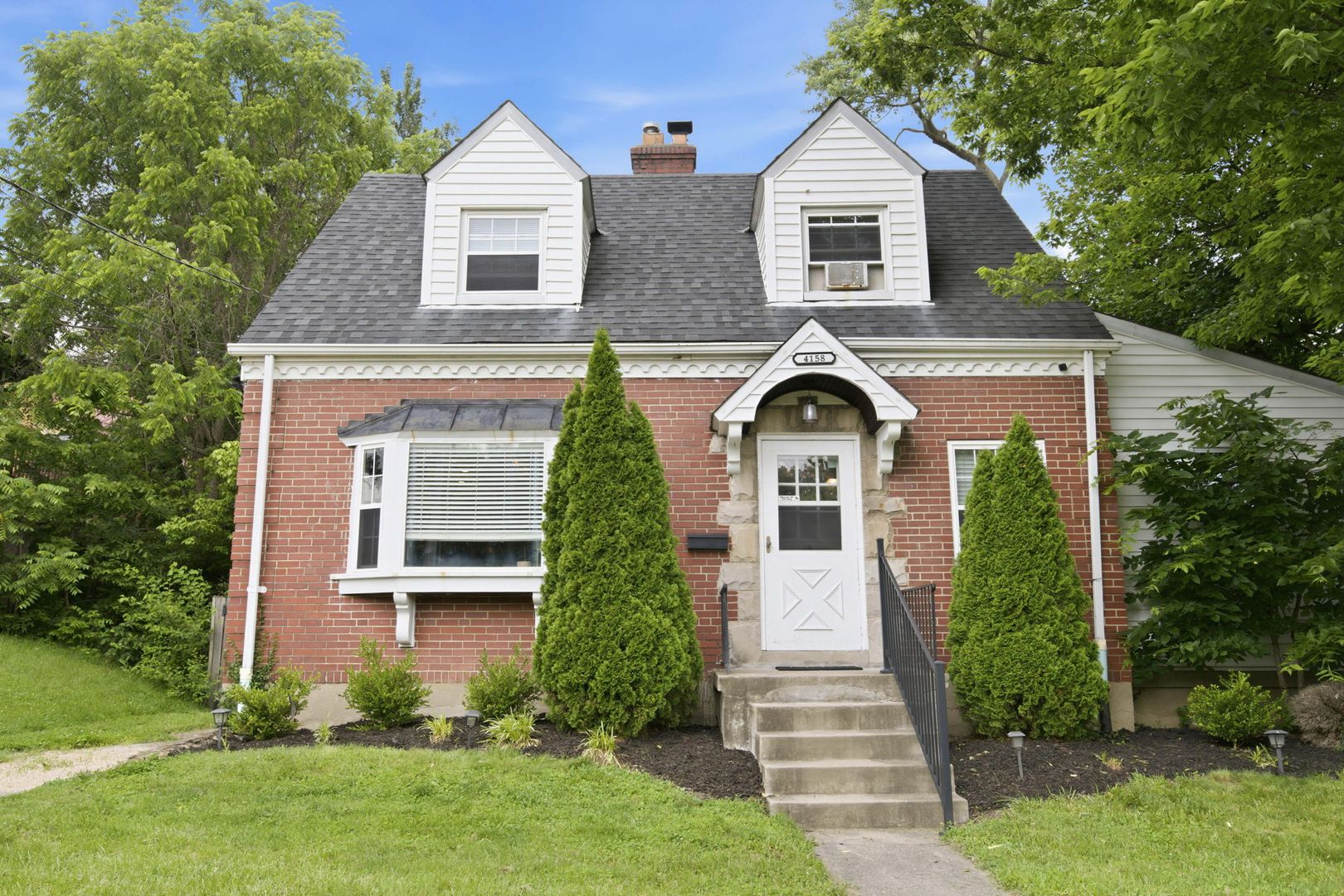 Cincinnati House: 4158 St Lawrence Ave.