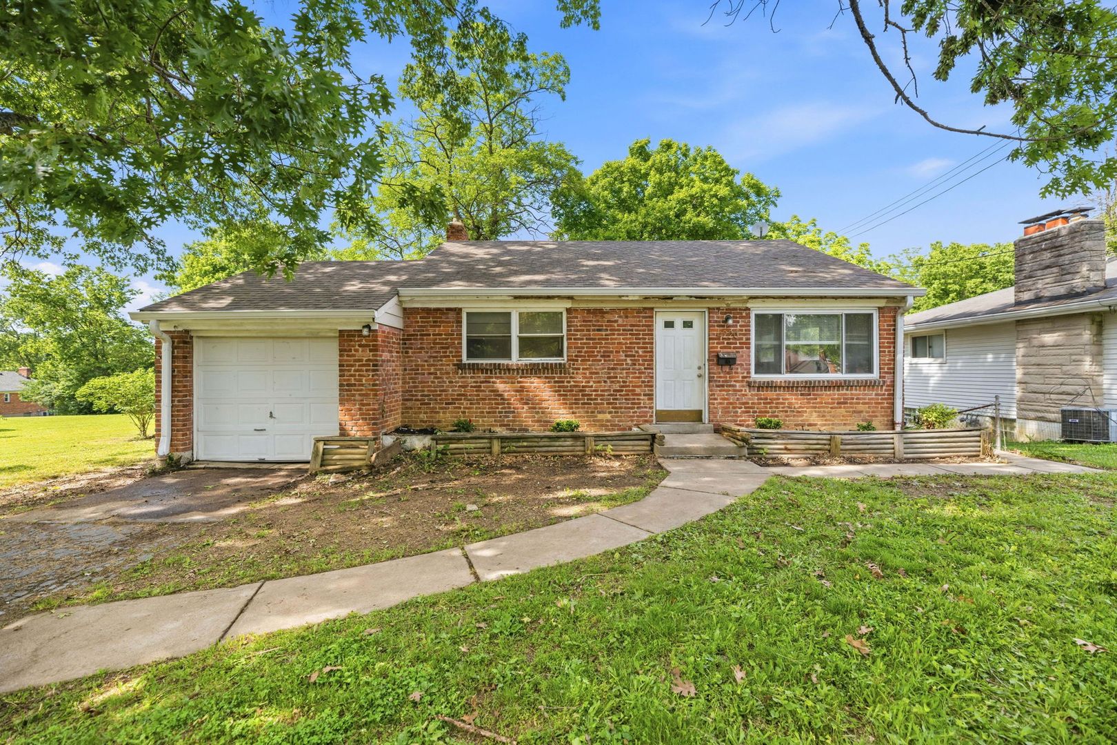 Cincinnati House: 4220 Viewland Dr.