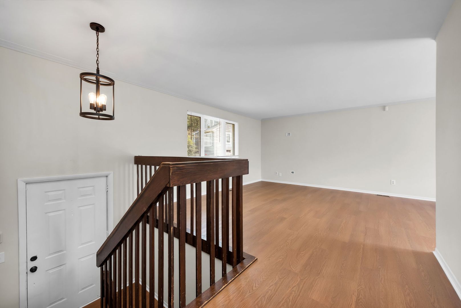 PHC- QUEENSWOOD DR. 2700 5 of 12
