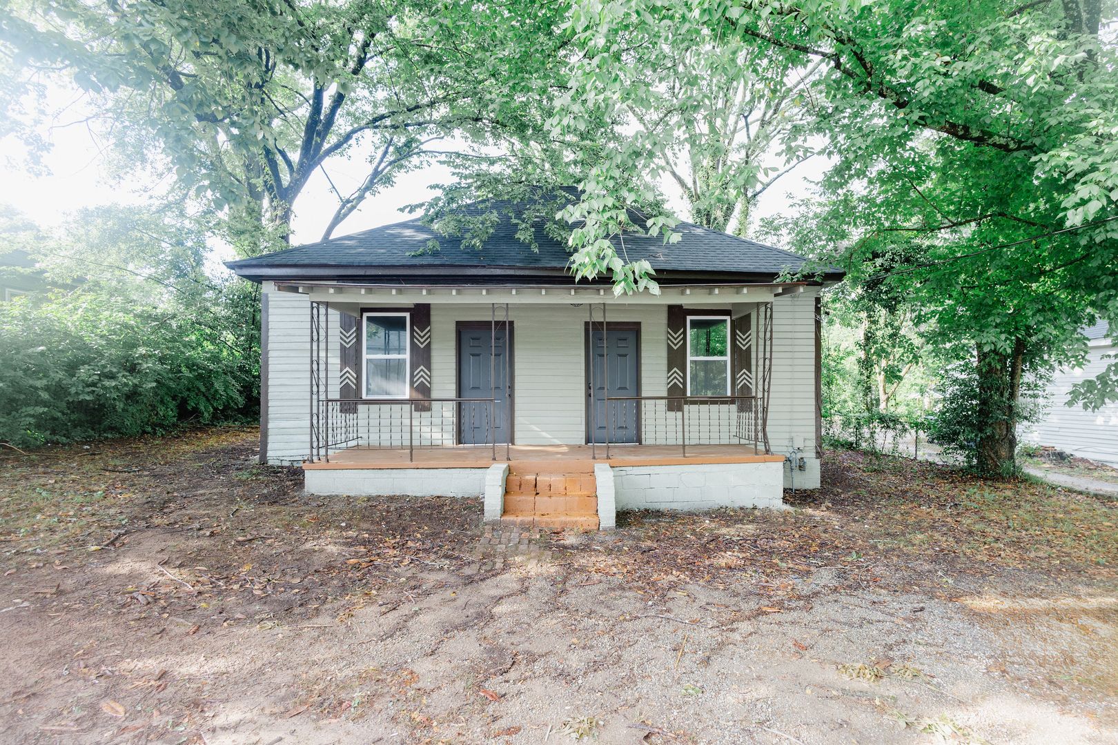 208 West Cherry - 2-BR and 1-BATH