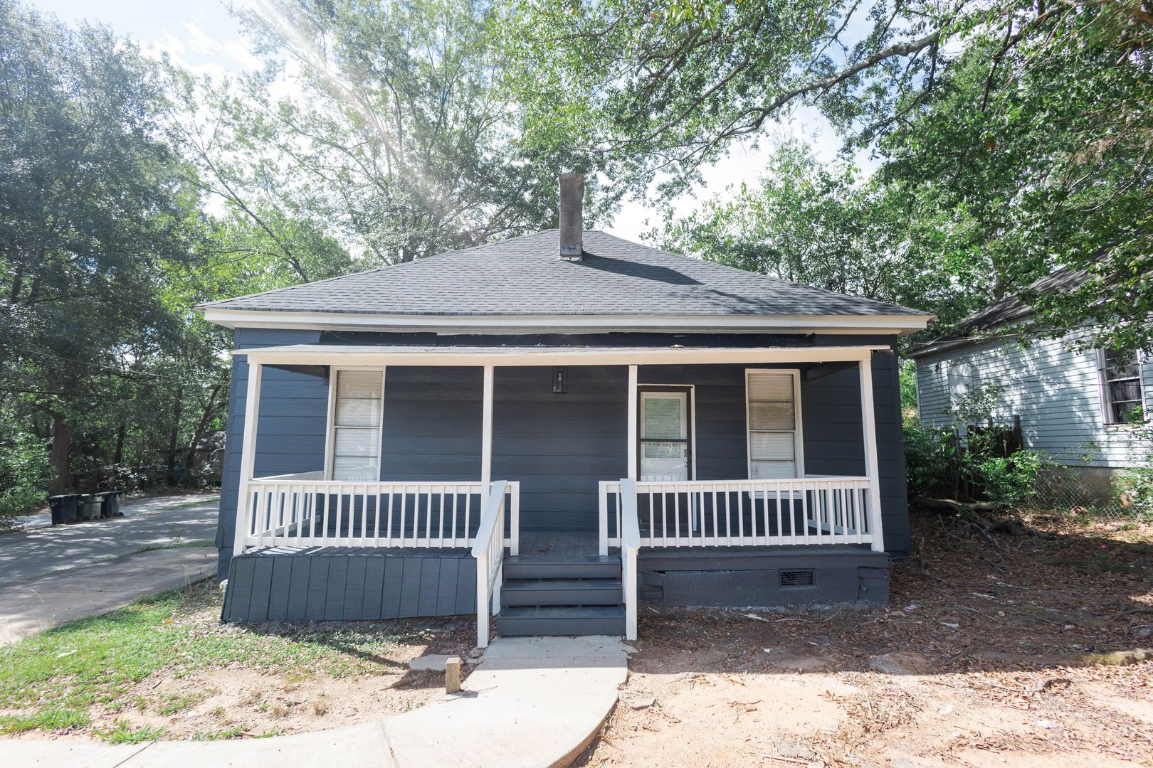 Griffin House: 1002 W Broad St