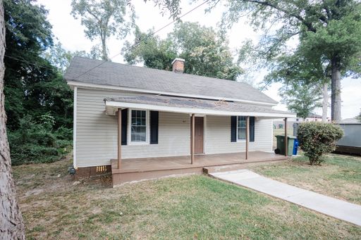 2 Bedroom Rental – 723 W Broad St, Griffin, GA 30223