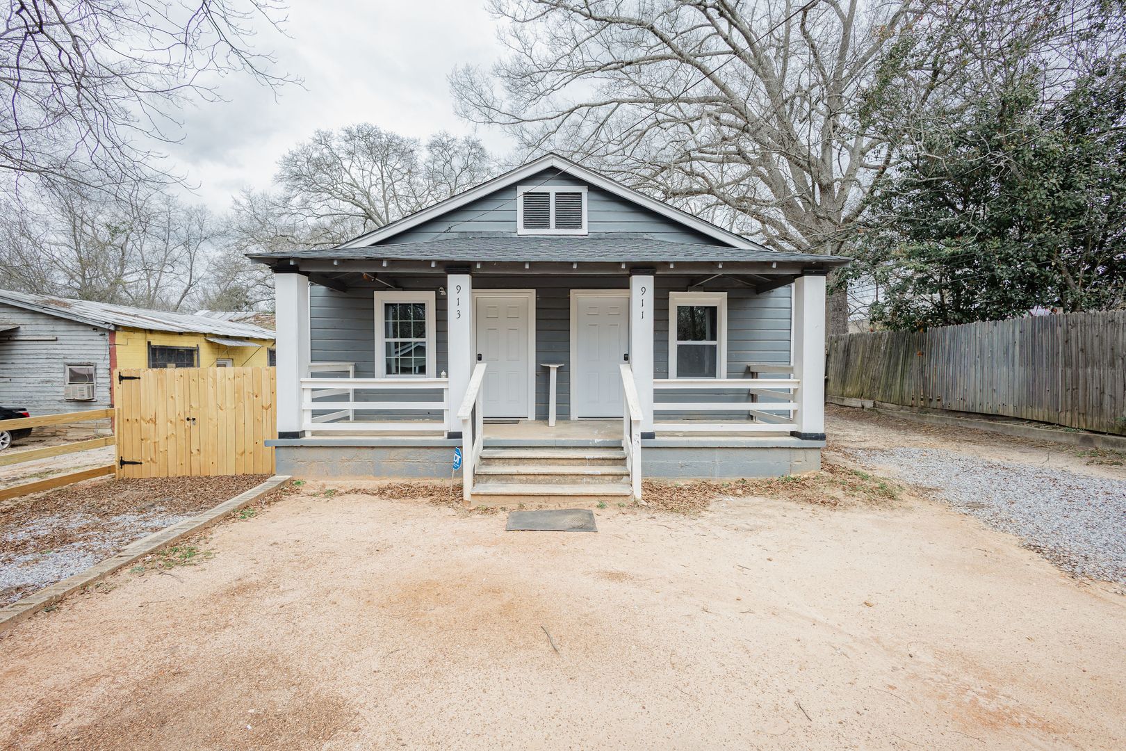 Griffin Apartment: 911 Ray Street