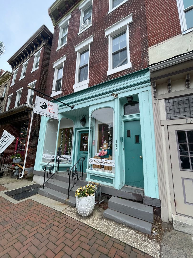 Phoenixville Apartment: 174-176 Bridge Street