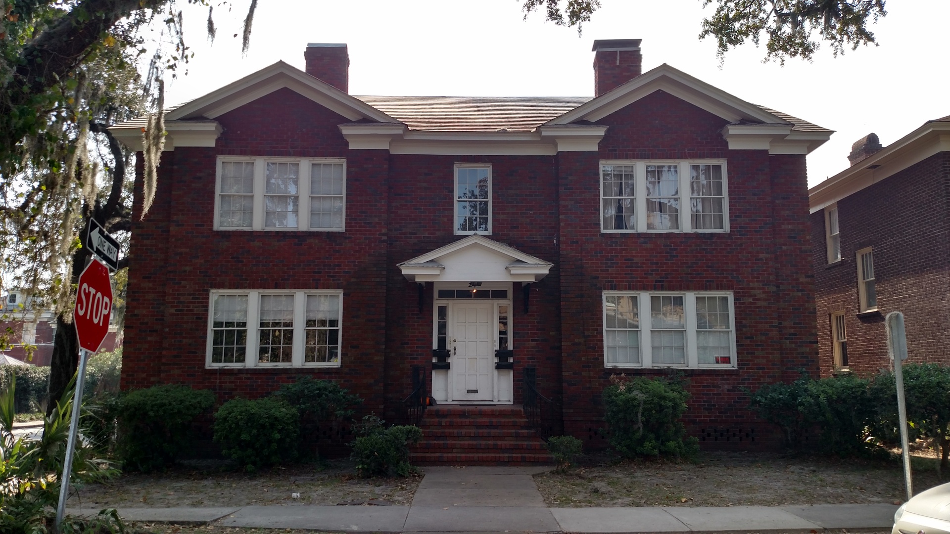 Savannah Apartment: 29 East 34th Street