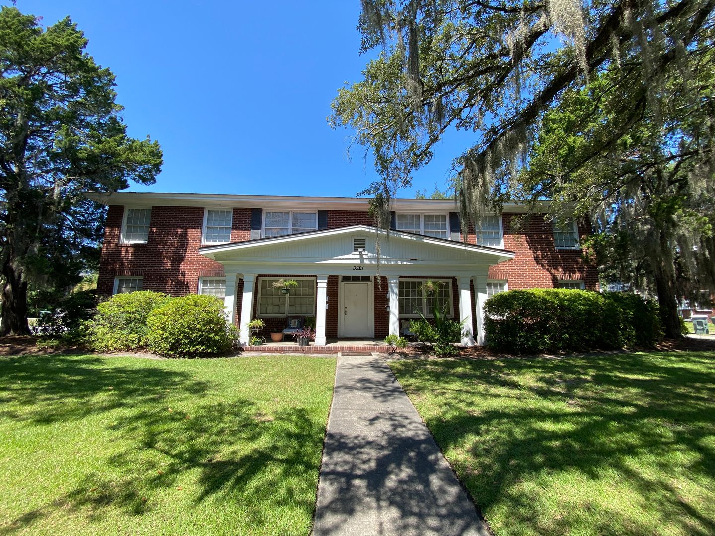 Savannah Apartment: 3521 Bull Street