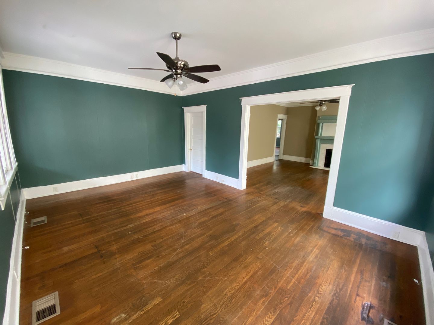 Savannah Apartment: 5-7 East 33rd Street