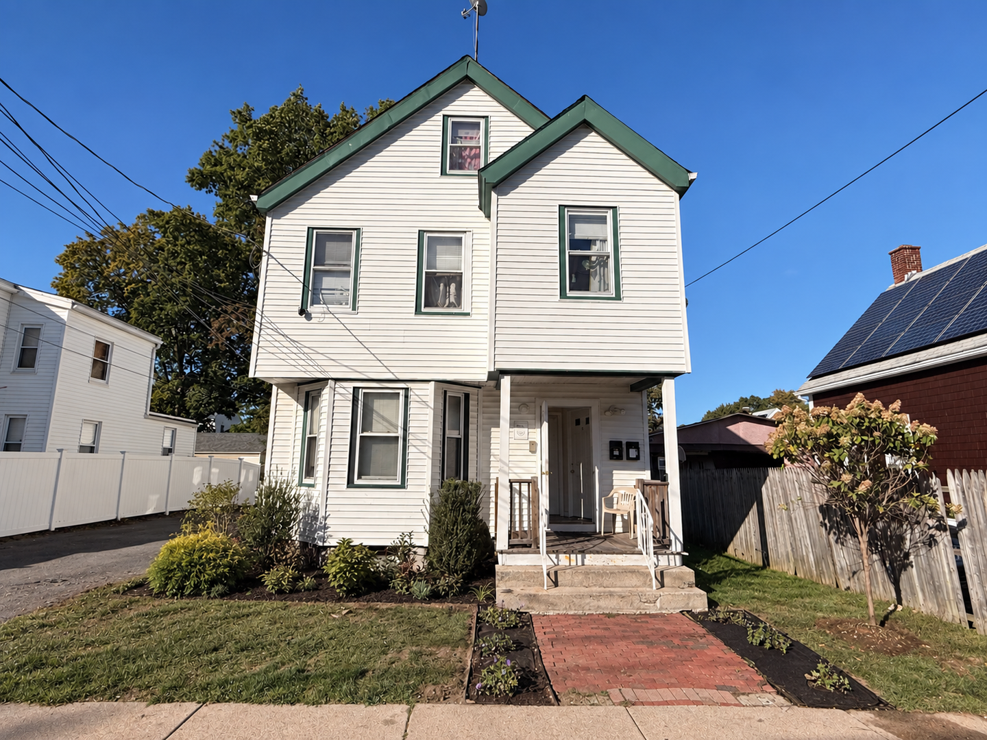 Mattapan Apartment: 15a 15b 17 19 Old Morton
