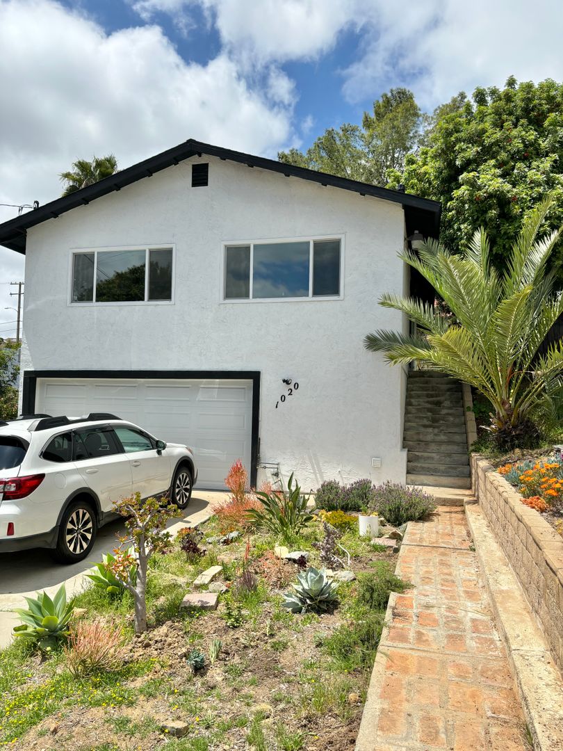 Spring Valley House: 1020 Sangamon Ave.